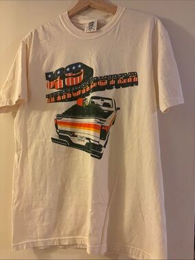 49 WINCHESTER TEE *SMALL SPOT🦆🌲